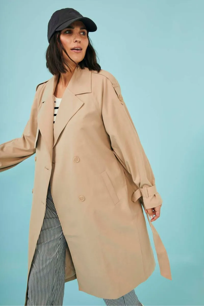 Freequent Ottie Jacket in Simply Taupe - Shop Now