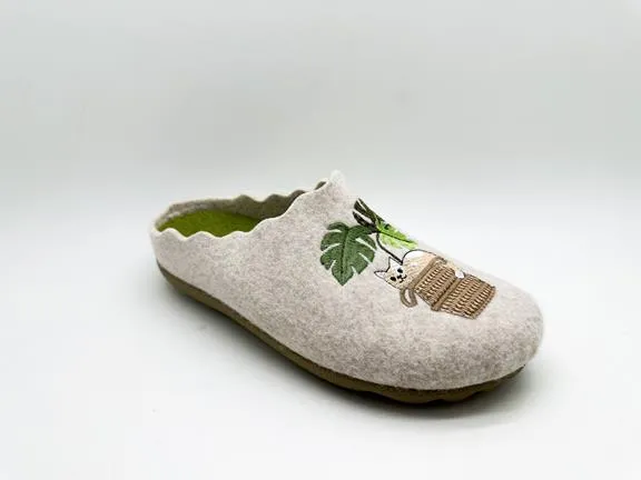 MayBe Slippers Maybe Cat Under Palms Beige