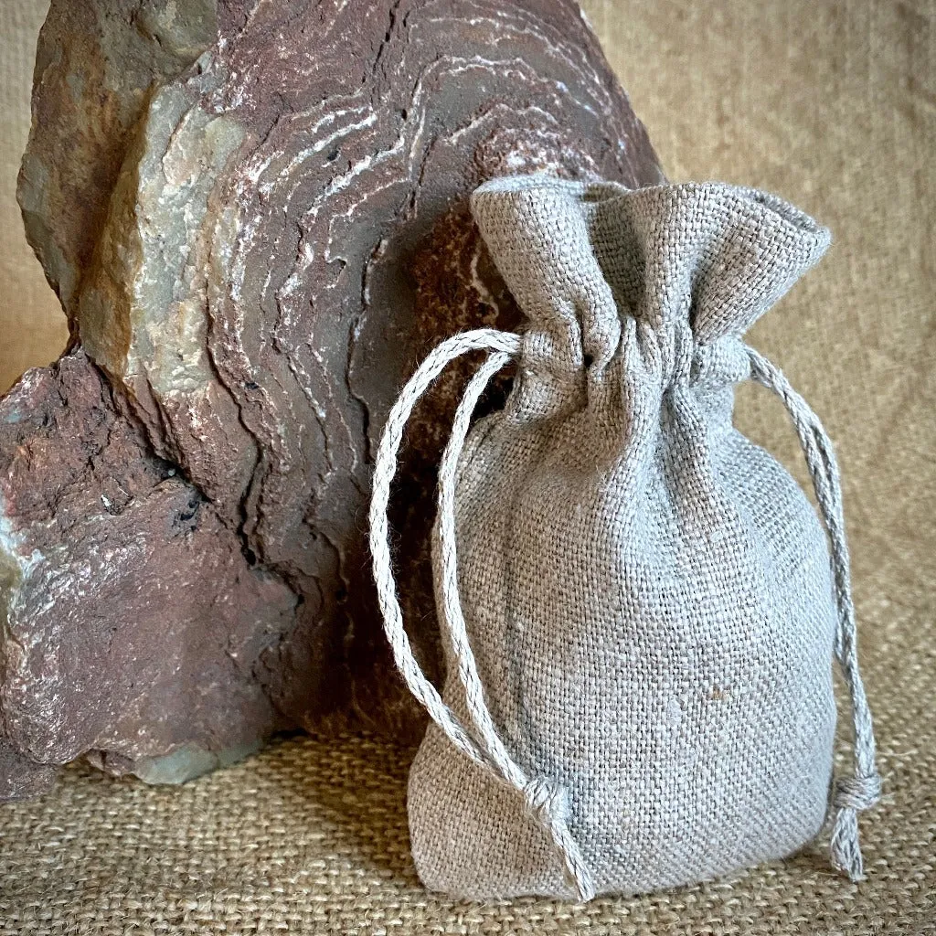 Rune Set in Linen Drawstring Bag