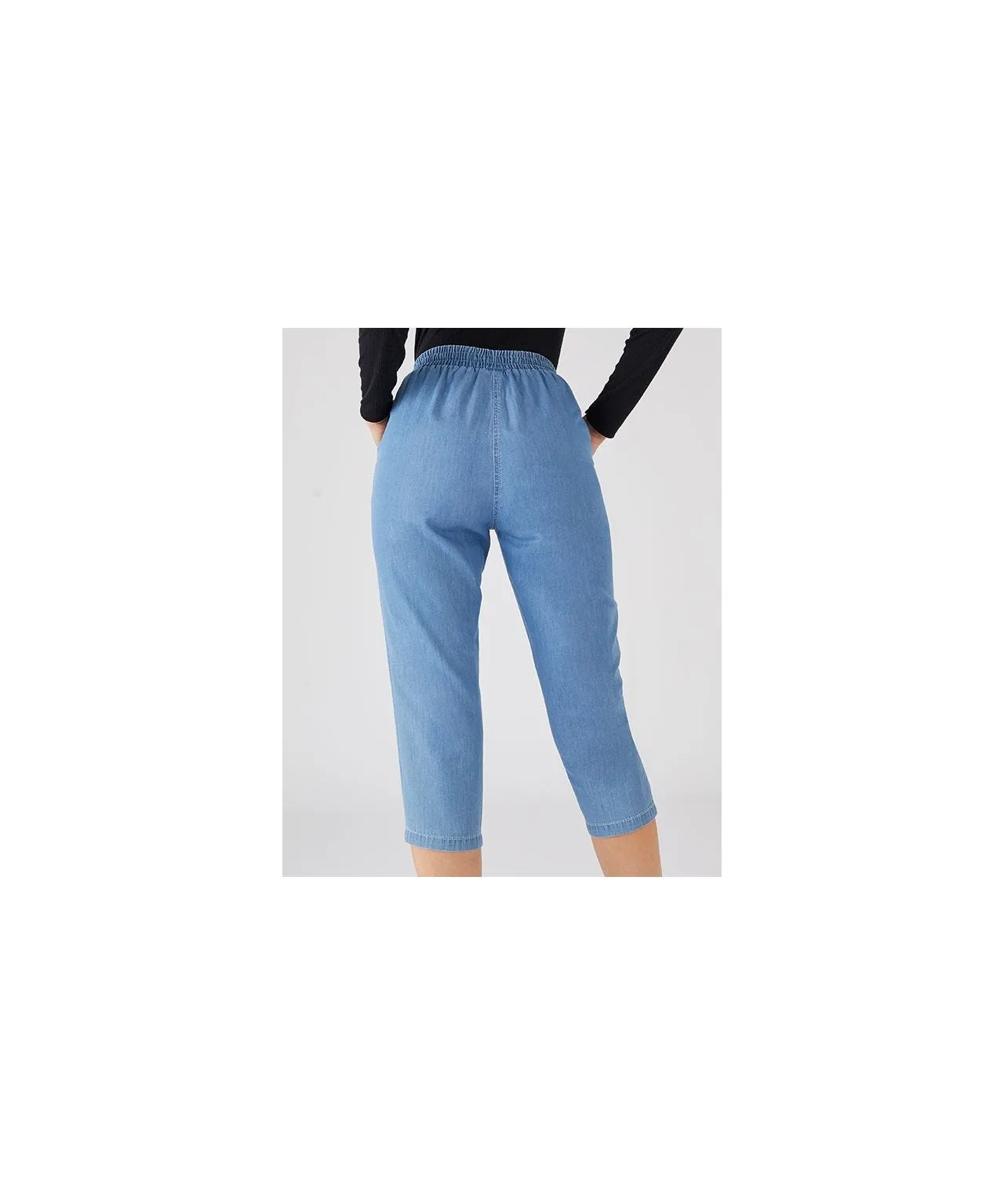 Crop Cotton Trousers with Straight Leg Design