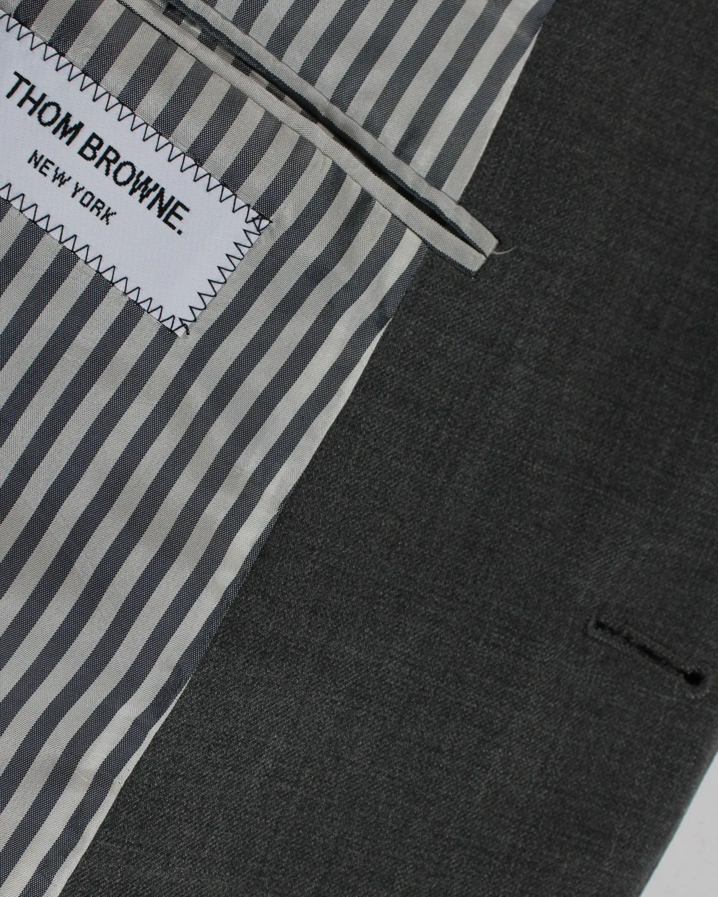 Thom Browne Gray Sport Coat Size 50 EU / 40 US on Sale.