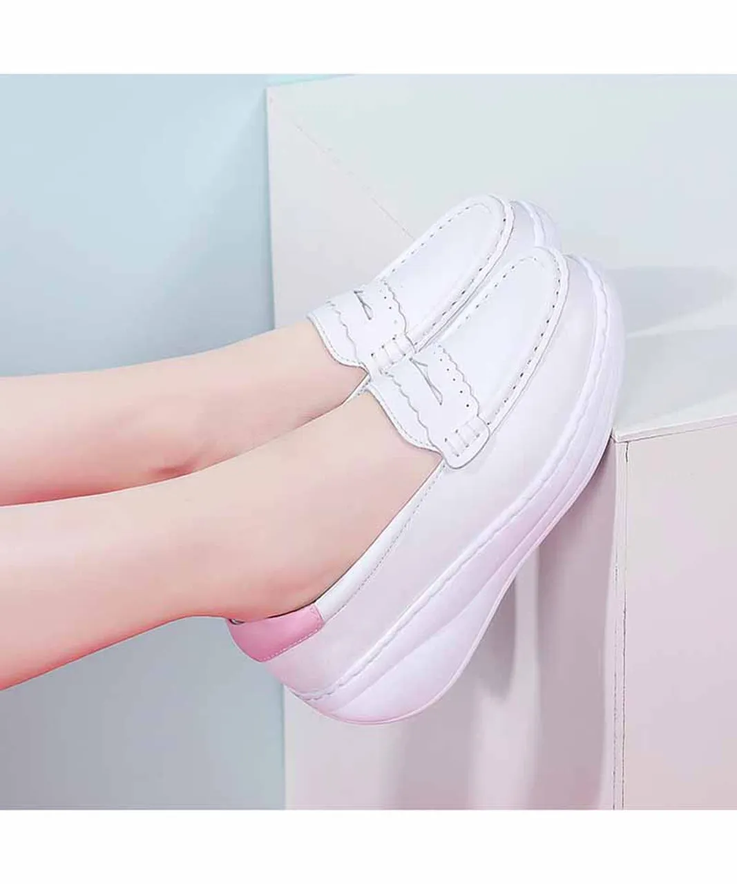 Fashionable Rocker Bottom Sneaker - White Pink