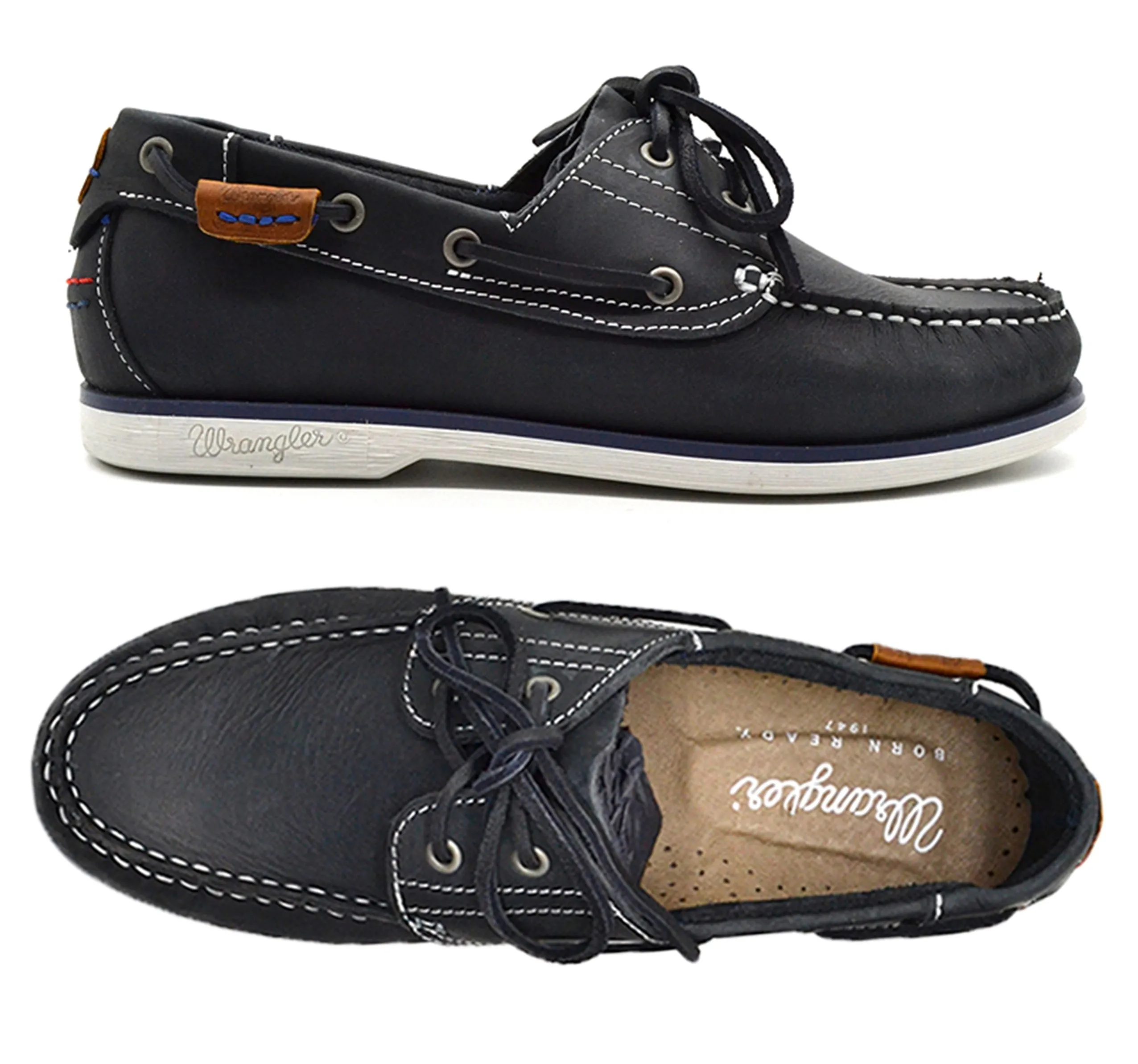 Wrangler Ocean Leather Boat Shoes in Navy